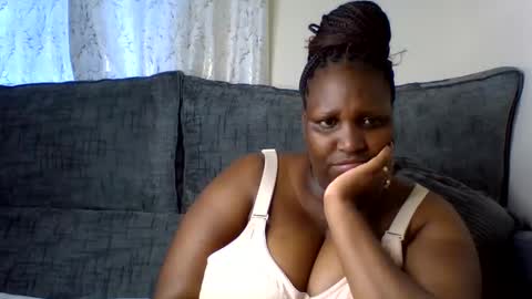 Snapshot of madame_pleasure40 chatting on May 27, 2026, 2:58 pm madame_pleasure40 online show from May 27, 2026, 2:58 pm