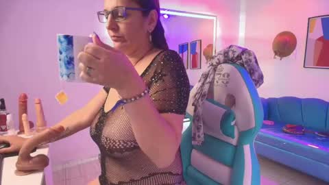 Madame Scarllet  online show from April 23, 2026, 11:42 am