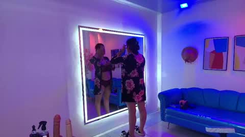 Madame Scarllet  online show from April 30, 2026, 11:38 am