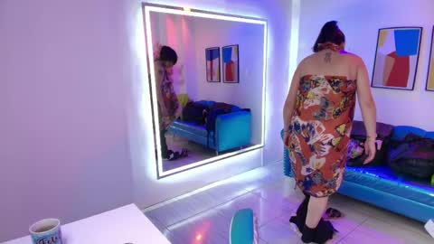 Madame Scarllet  online show from May 7, 2026, 11:37 am