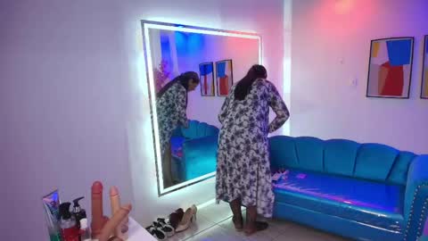 Madame Scarllet  online show from June 2, 2026, 11:34 am