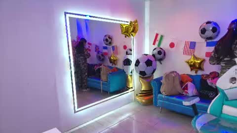 Madame Scarllet  online show from June 23, 2026, 11:30 am