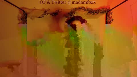 Madam Foxx online show from February 28, 2025, 5:48 am
