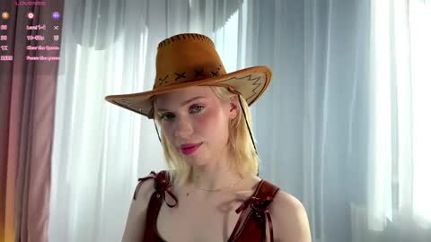 Fiona online show from April 10, 2026, 4:50 am