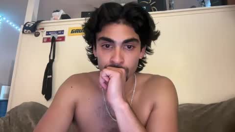 Snapshot of maddaewg101 chatting on February 24, 2025, 7:44 am maddaewg101 online show from February 24, 2025, 7:44 am