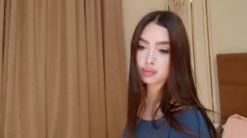 Madelaine online show from May 19, 2026, 8:15 pm