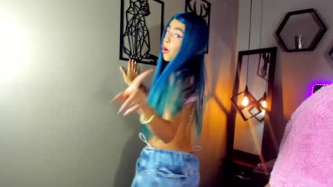 Snapshot of maddiiebrooks chatting on January 11, 2025, 3:20 pm Maddie online show from January 11, 2025, 3:20 pm