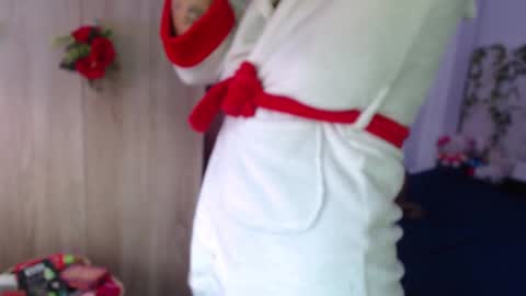 Snapshot of maddiiebrooks chatting on October 17, 2025, 3:14 pm Maddie online show from October 17, 2025, 3:14 pm