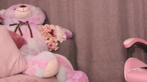 Maddison online show from March 7, 2025, 9:38 pm