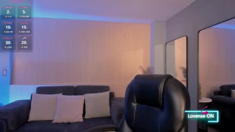 Maddison online show from December 18, 2025, 4:29 am