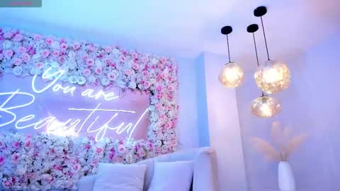 Maddison online show from January 6, 2026, 3:21 am