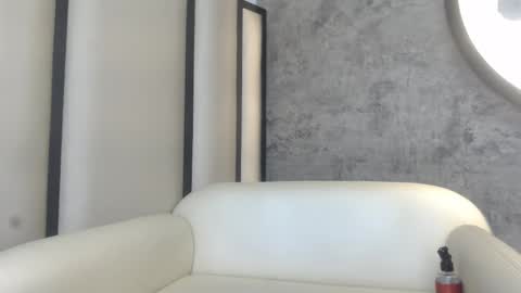 Maddy online show from January 15, 2026, 5:23 am