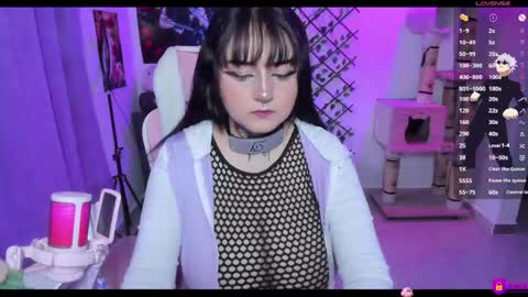 Snapshot of maddyfoox chatting on May 27, 2026, 11:13 pm Maddy Foox online show from May 27, 2026, 11:13 pm