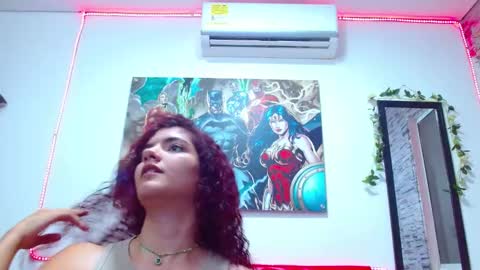 maddystone_ online show from February 4, 2025, 7:33 pm