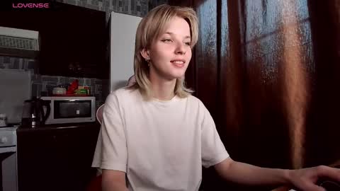 Snapshot of madelaines chatting on May 24, 2026, 11:32 pm madelaines online show from May 24, 2026, 11:32 pm