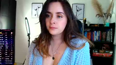 Snapshot of madelamee chatting on July 15, 2026, 12:38 am madelamee online show from July 15, 2026, 12:38 am