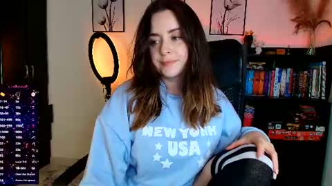 Snapshot of madelamee chatting on July 27, 2026, 11:45 pm madelamee online show from July 27, 2026, 11:45 pm