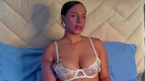 madeleinxxx_ online show from July 1, 2026, 7:02 pm