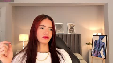 Madie  online show from December 28, 2024, 11:41 am