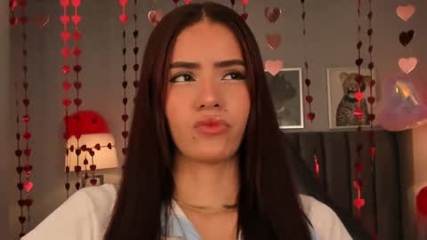 Madie  online show from February 12, 2025, 11:29 am