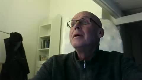 madio1187940 online show from November 11, 2025, 1:49 am