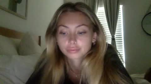 mari rose online show from October 22, 2025, 1:55 pm