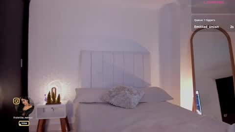 Valentina   1030   530  -  online show from December 31, 2024, 5:44 am