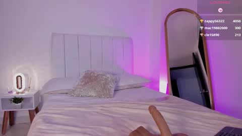 Valentina   1030   530  -  online show from March 5, 2025, 8:43 am