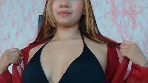 madison_cartter online show from February 11, 2025, 9:35 pm