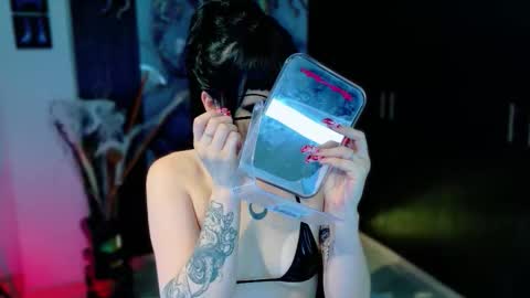 madison_jacksonn online show from November 11, 2025, 9:26 pm