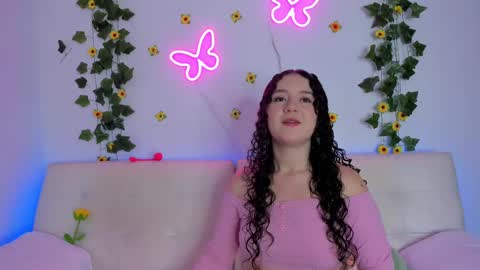 Snapshot of madison_pettis1 chatting on February 25, 2025, 4:46 am Madison online show from February 25, 2025, 4:46 am