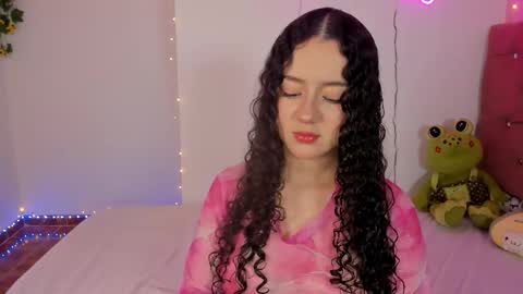 Snapshot of madison_pettis1 chatting on November 17, 2025, 4:18 am Madison online show from November 17, 2025, 4:18 am