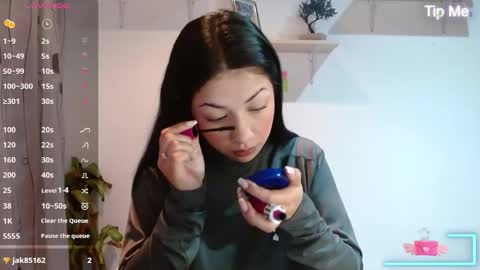 Snapshot of madisoncambel chatting on December 5, 2024, 9:50 am Madison Cambel online show from December 5, 2024, 9:50 am