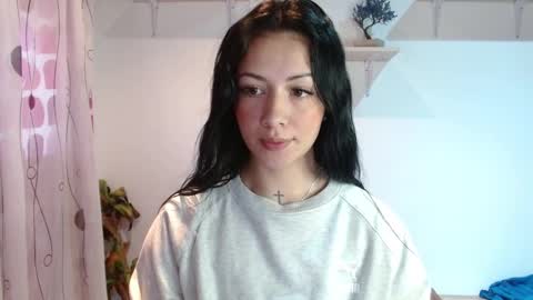 Snapshot of madisoncambel chatting on December 9, 2024, 1:45 pm Madison Cambel online show from December 9, 2024, 1:45 pm