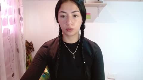 Snapshot of madisoncambel chatting on December 19, 2024, 9:17 pm Madison Cambel online show from December 19, 2024, 9:17 pm