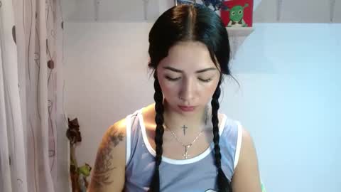 Snapshot of madisoncambel chatting on December 27, 2024, 2:14 am Madison Cambel online show from December 27, 2024, 2:14 am