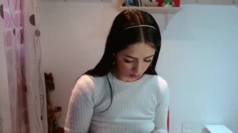 Snapshot of madisoncambel chatting on January 28, 2025, 1:16 pm Madison Cambel online show from January 28, 2025, 1:16 pm