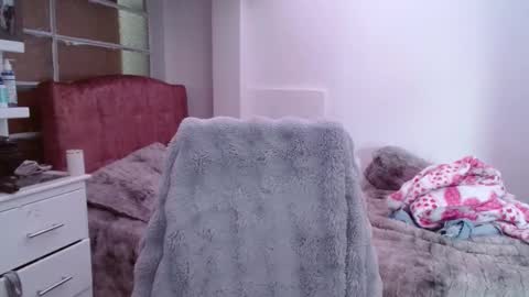 Snapshot of madisoncambel chatting on November 5, 2025, 1:22 pm Madison Cambel online show from November 5, 2025, 1:22 pm