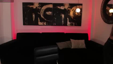 Maddi Collins online show from March 22, 2026, 10:51 am