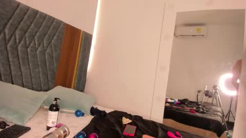 Snapshot of madisson7 chatting on January 26, 2025, 6:16 pm Madisson online show from January 26, 2025, 6:16 pm