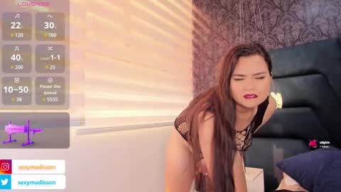 Snapshot of madisson7 chatting on February 12, 2025, 1:27 pm Madisson online show from February 12, 2025, 1:27 pm