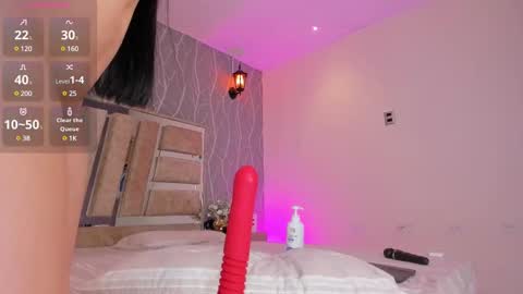 Snapshot of madisson_fox1 chatting on February 27, 2025, 3:37 pm online show from February 27, 2025, 3:37 pm