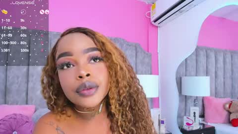 Madisson Lopez online show from February 9, 2025, 9:17 pm