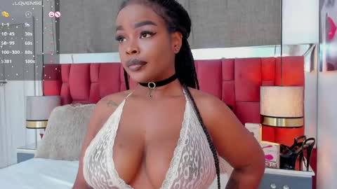 Snapshot of madissonlopez chatting on April 24, 2026, 9:06 pm Madisson Lopez online show from April 24, 2026, 9:06 pm