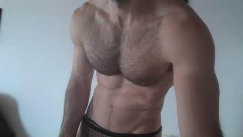 Snapshot of madmax20x chatting on January 19, 2025, 10:39 am madmax20x online show from January 19, 2025, 10:39 am