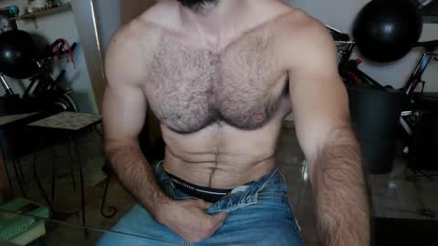 Snapshot of madmax20x chatting on September 20, 2025, 11:44 am madmax20x online show from September 20, 2025, 11:44 am