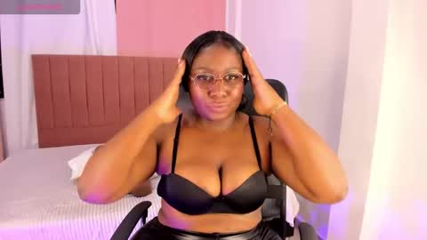 Maddy online show from December 23, 2025, 7:28 am