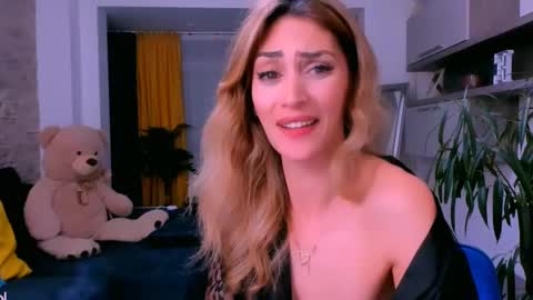 Madye Roberts online show from February 21, 2025, 3:01 am