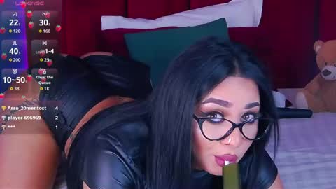 MadyLuxx online show from April 15, 2026, 7:58 pm