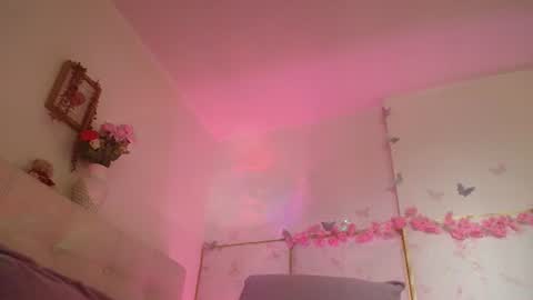 Snapshot of madysson__js_ chatting on June 19, 2026, 2:21 pm madysson__js_ online show from June 19, 2026, 2:21 pm